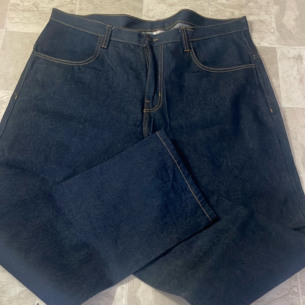 Bob Barker Straight Leg 42x32 Jeans Rigid Dark Wash Denim  NWOT